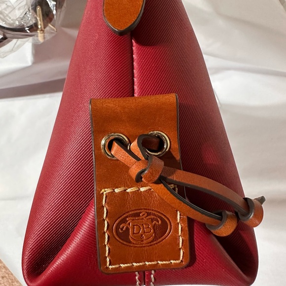NWT Dooney & Bourke Hobo Crossbody. - Picture 9 of 10